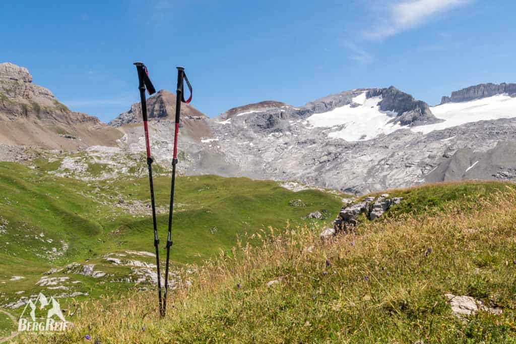 Richtige Länge bei Wanderstöcken einstellen - Einfach + schnell- BergReif